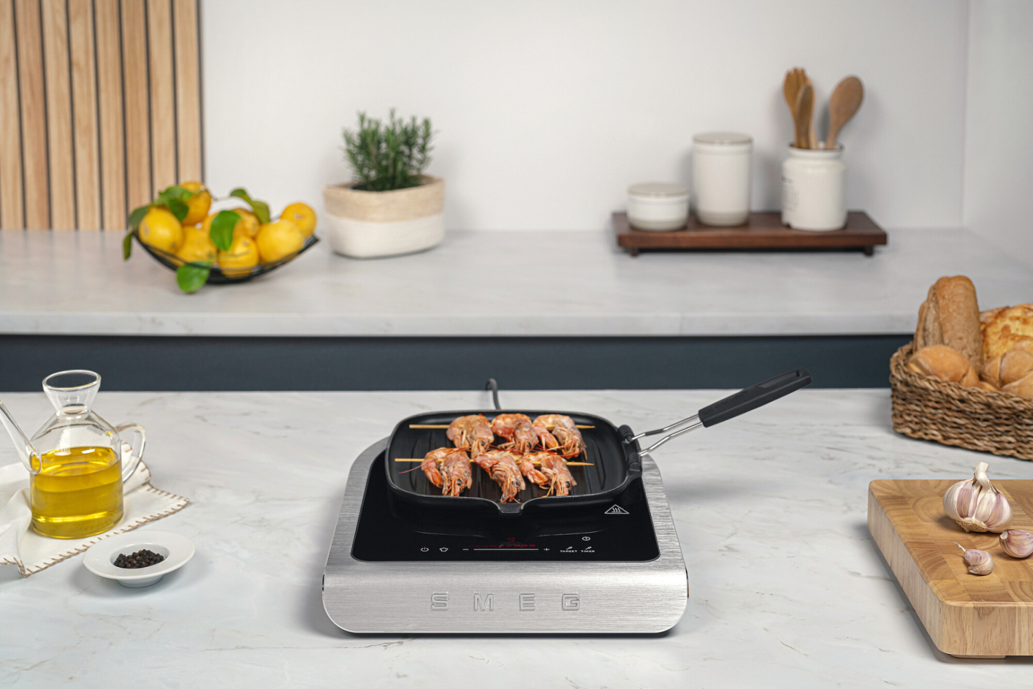 Smeg Inductie kookplaat Vrijstaand Wit Mat