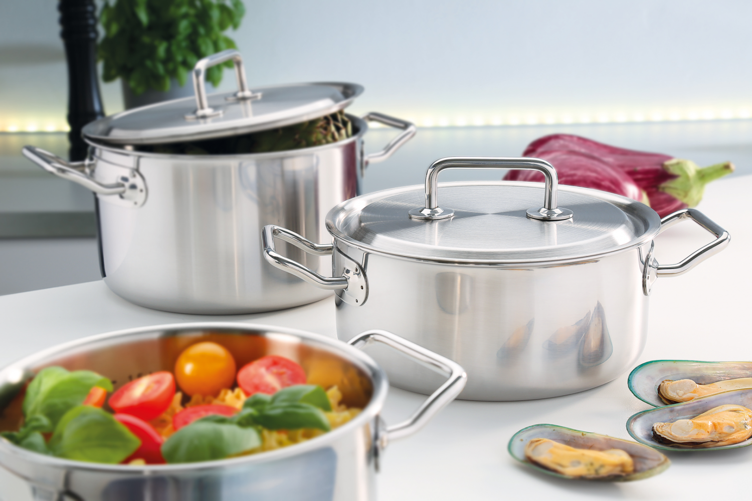 Spring Brigade Premium Kookpan 24 cm 4.7ltr