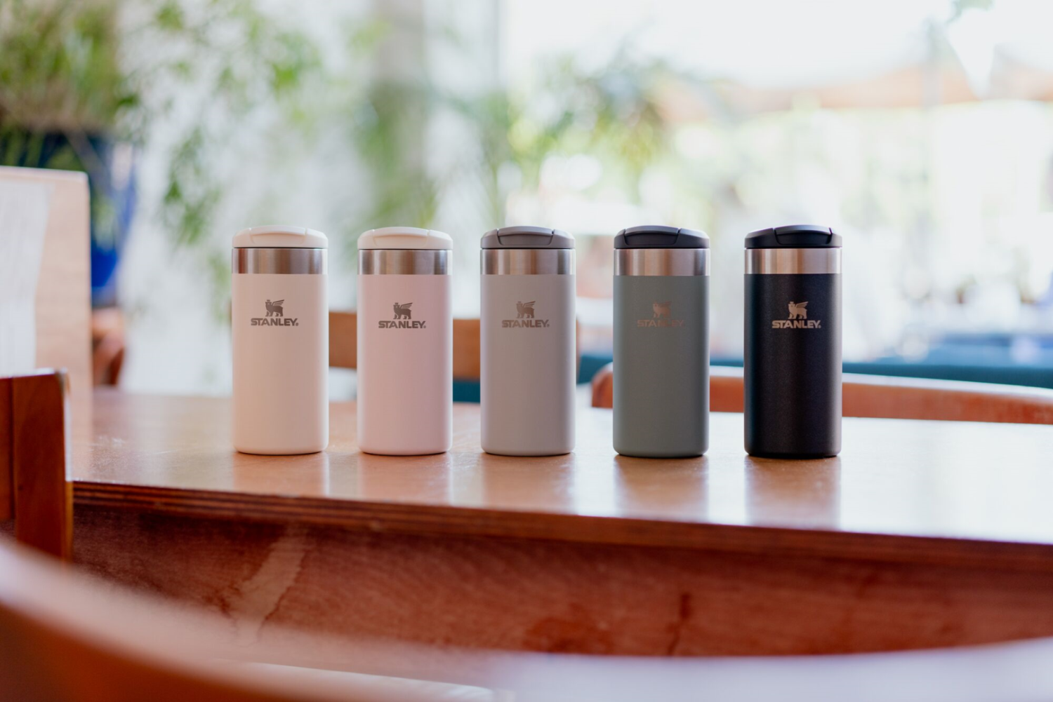 The Aerolight Transit Mug 0.47L Royal Blue Metallic