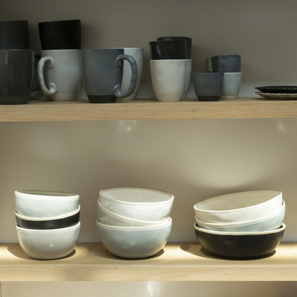 The Table Atelier Kom Ø 15 cm Black Truffle