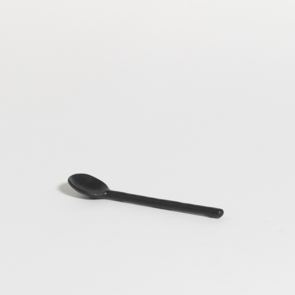 The Table Atelier Theelepel Black Pepper