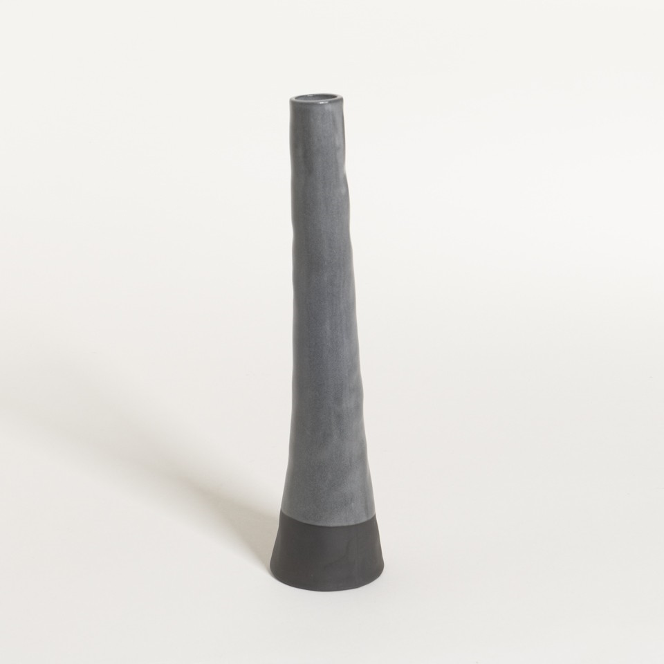 The Table Atelier Vaas 6x22,5 cm Black Truffle