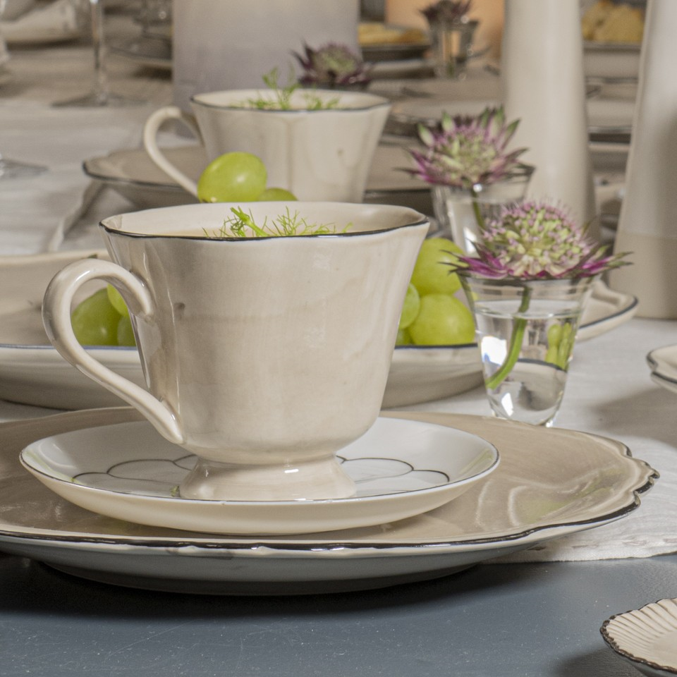 The Table Attic Kop en Schotel 140 ml Oyster