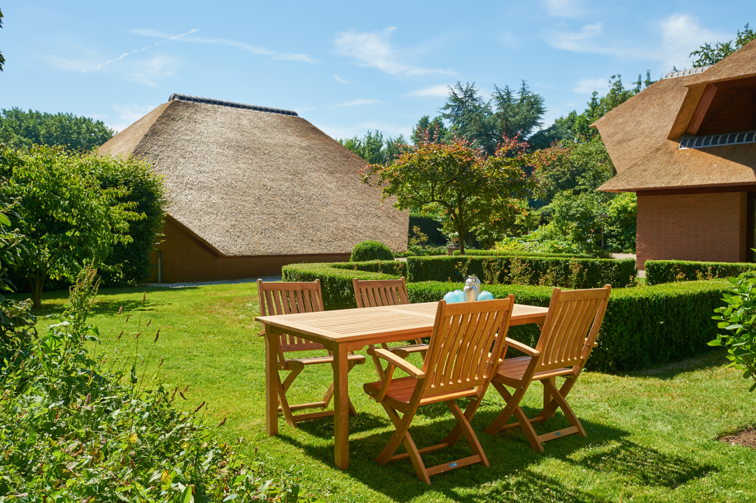 Traditional Teak Victoria Folding stoel armleggers