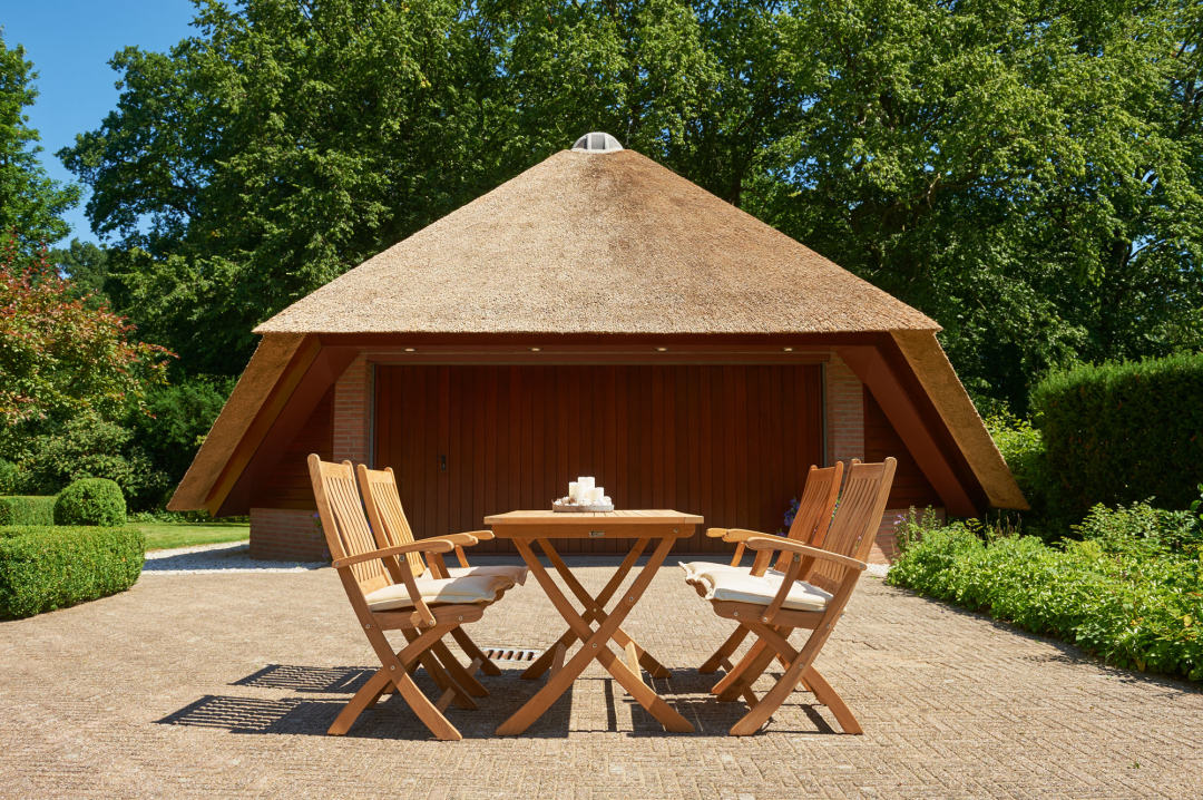 Traditional Teak Victoria Folding stoel armleggers