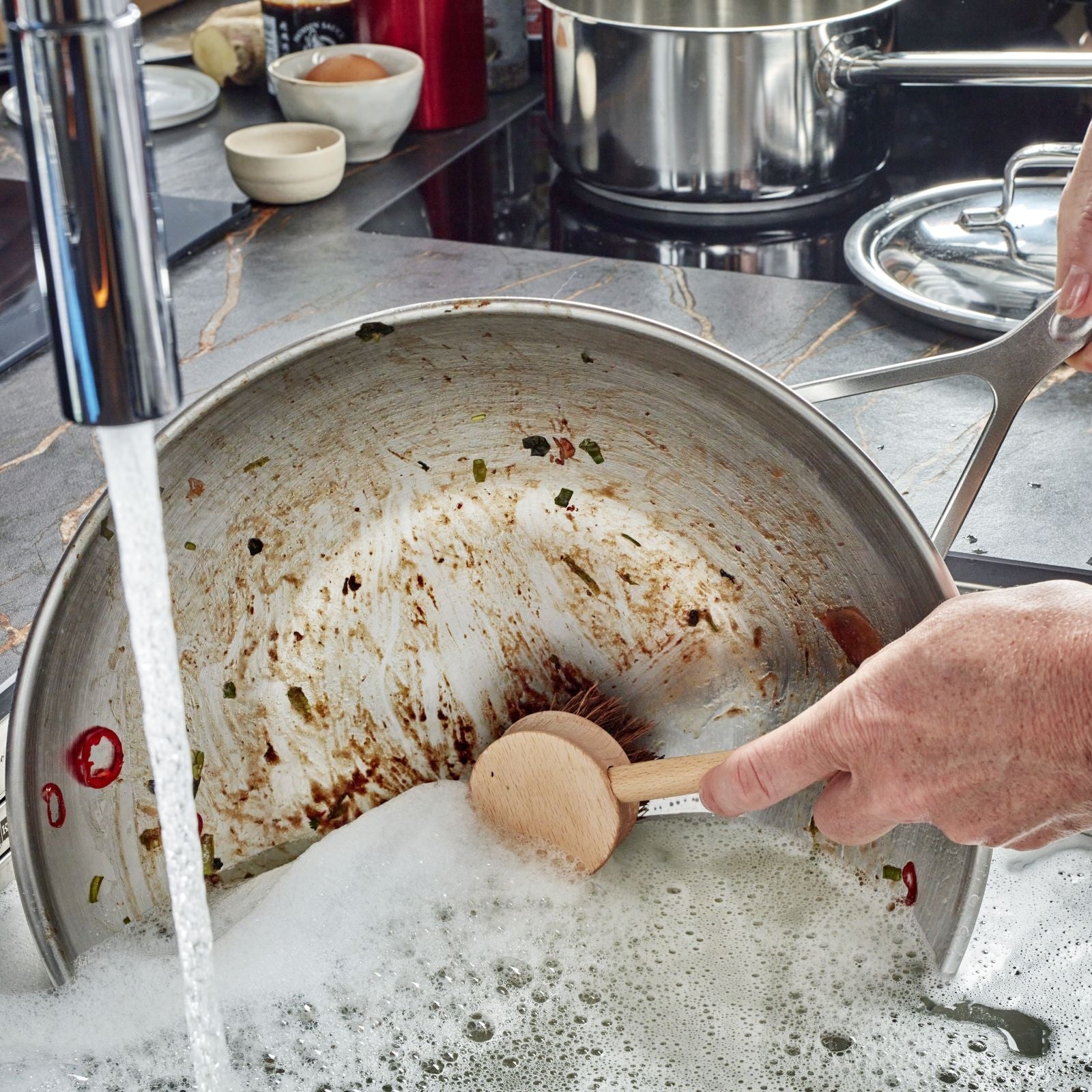 RVS pan onderhouden: zo houd je je pan als nieuw