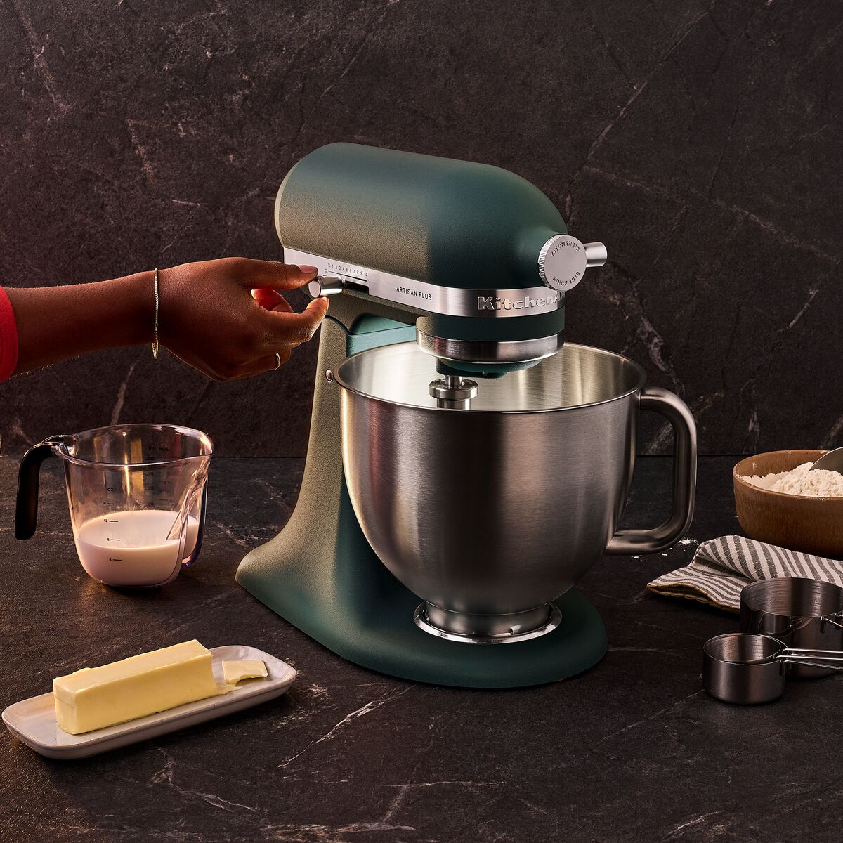 KitchenAid Artisan Plus Mixer 4,7L Pebbled Palm