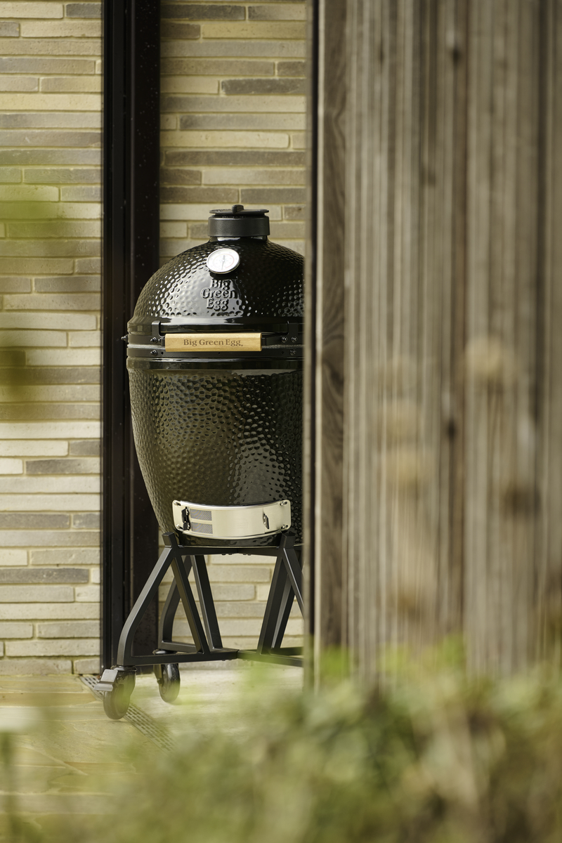 Big Green Egg The Onyx Large Start Collection