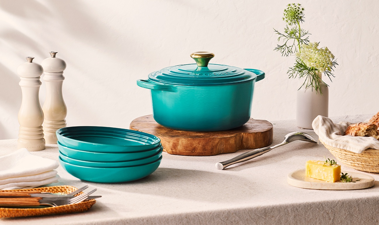 Le Creuset Bleu Riviera Braad- / Stoofpan Signature rond 24cm 4,2l