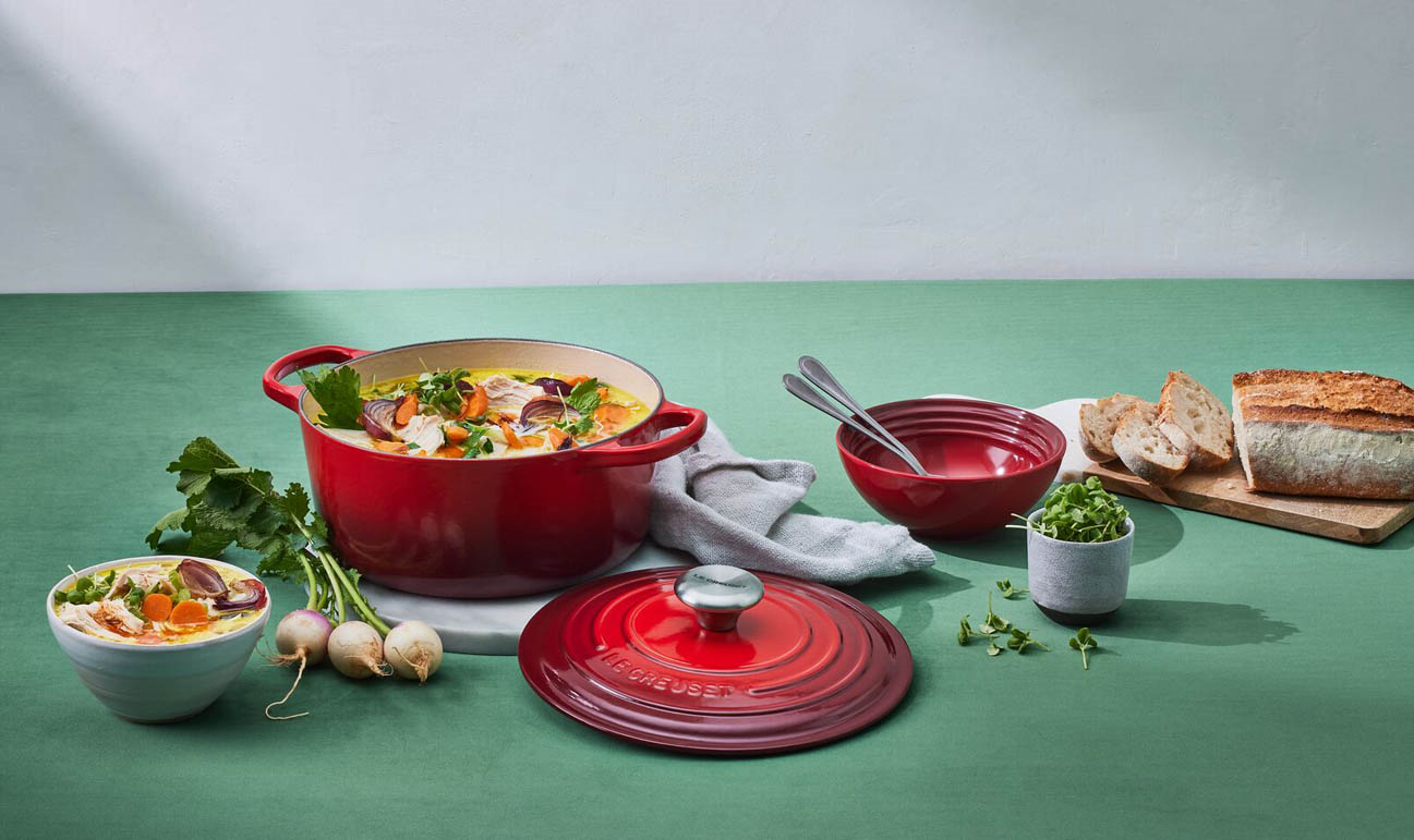 Le Creuset Braad- / Stoofpan Signature rond 28cm 6,7l - Kersenrood