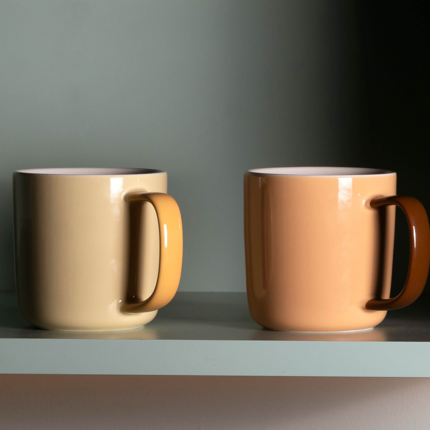 Ona Beker met oor - oranje