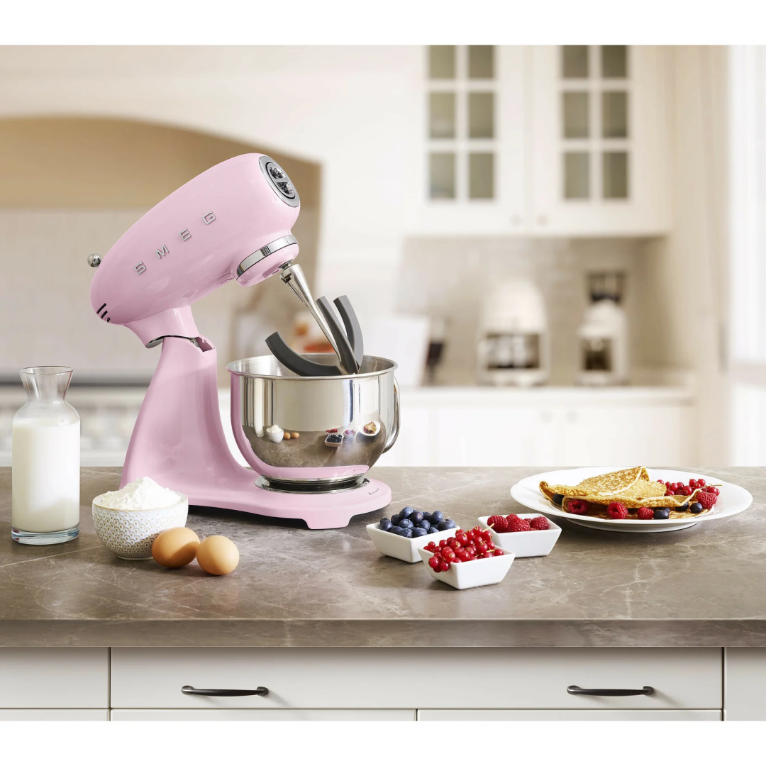 Smeg Keukenmachine Roze