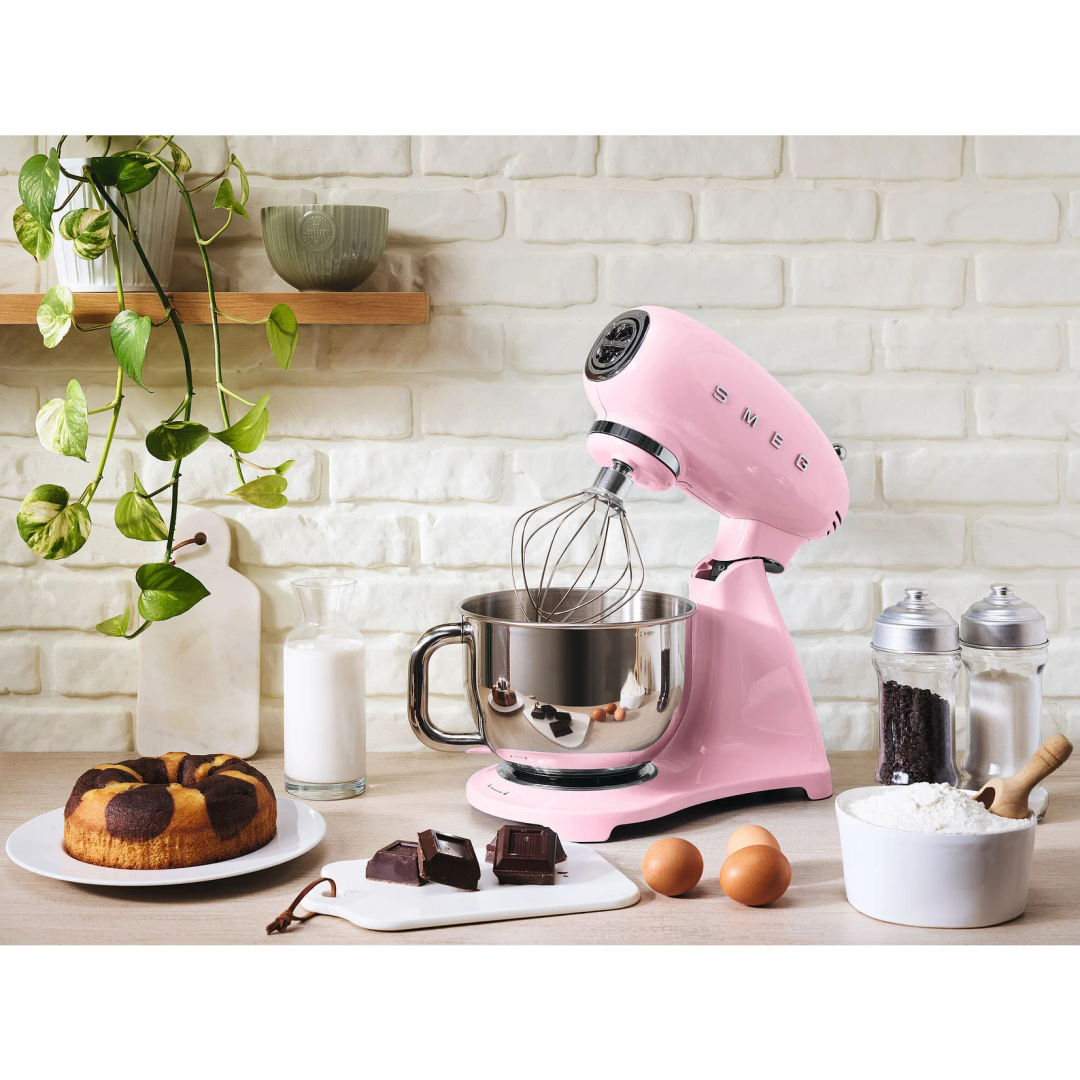 Smeg Keukenmachine Roze