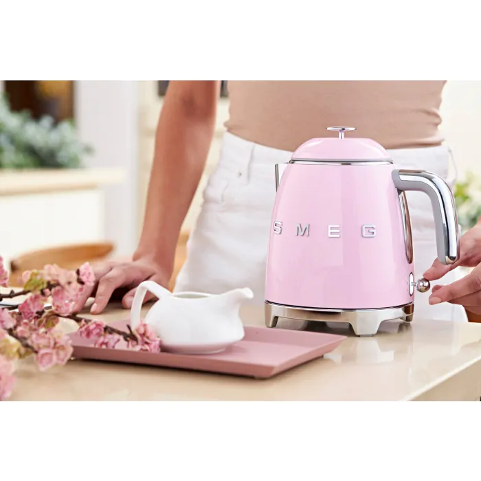 Smeg Mini Waterkoker Roze