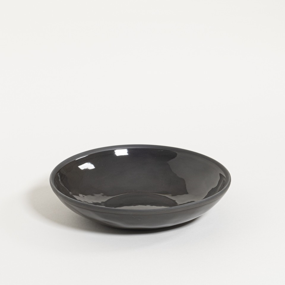 The Table Atelier Pastabord Ø 22,5 cm  Black Olive