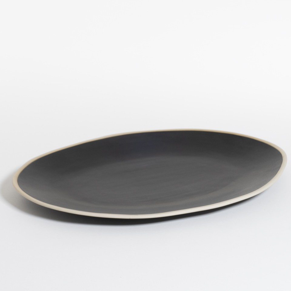 The Table Atelier Serveerschaal 36,5X26,5 cm Black Pepper